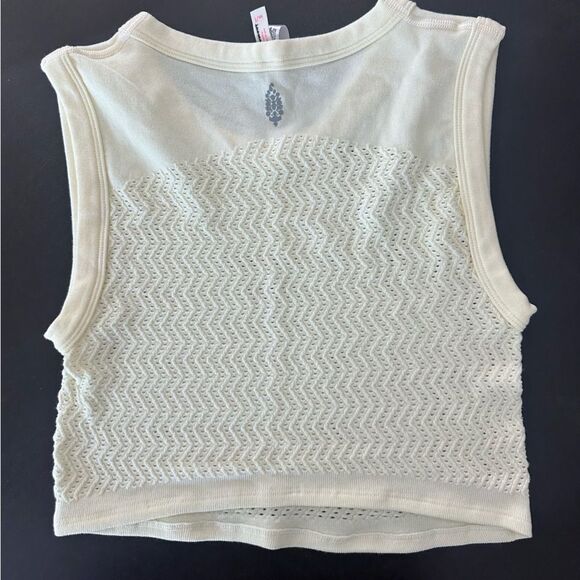 Free People / FP Movement Top - Picture 3 of 3